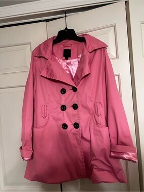 Express Pink Double-Breasted Trench Coat with Black Buttons